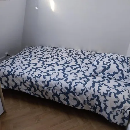 Private Near Champs Elysee With Air Conditioner 아파트 파리